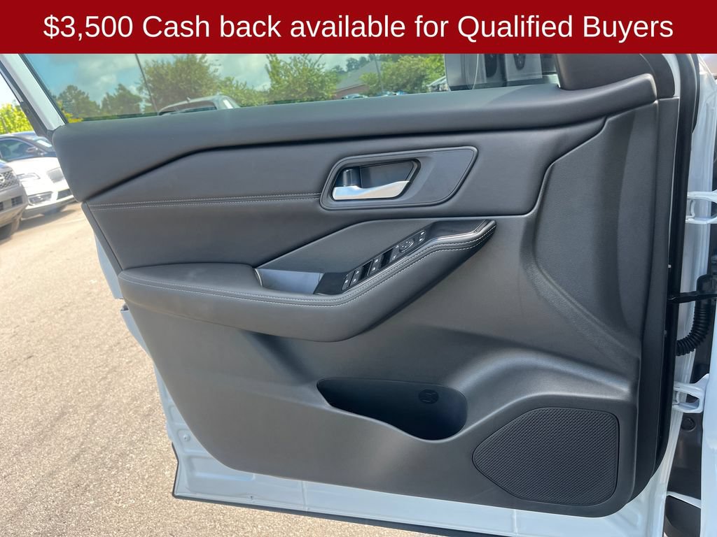 New 2026 Nissan Rogue Dark Armor FWD image 11