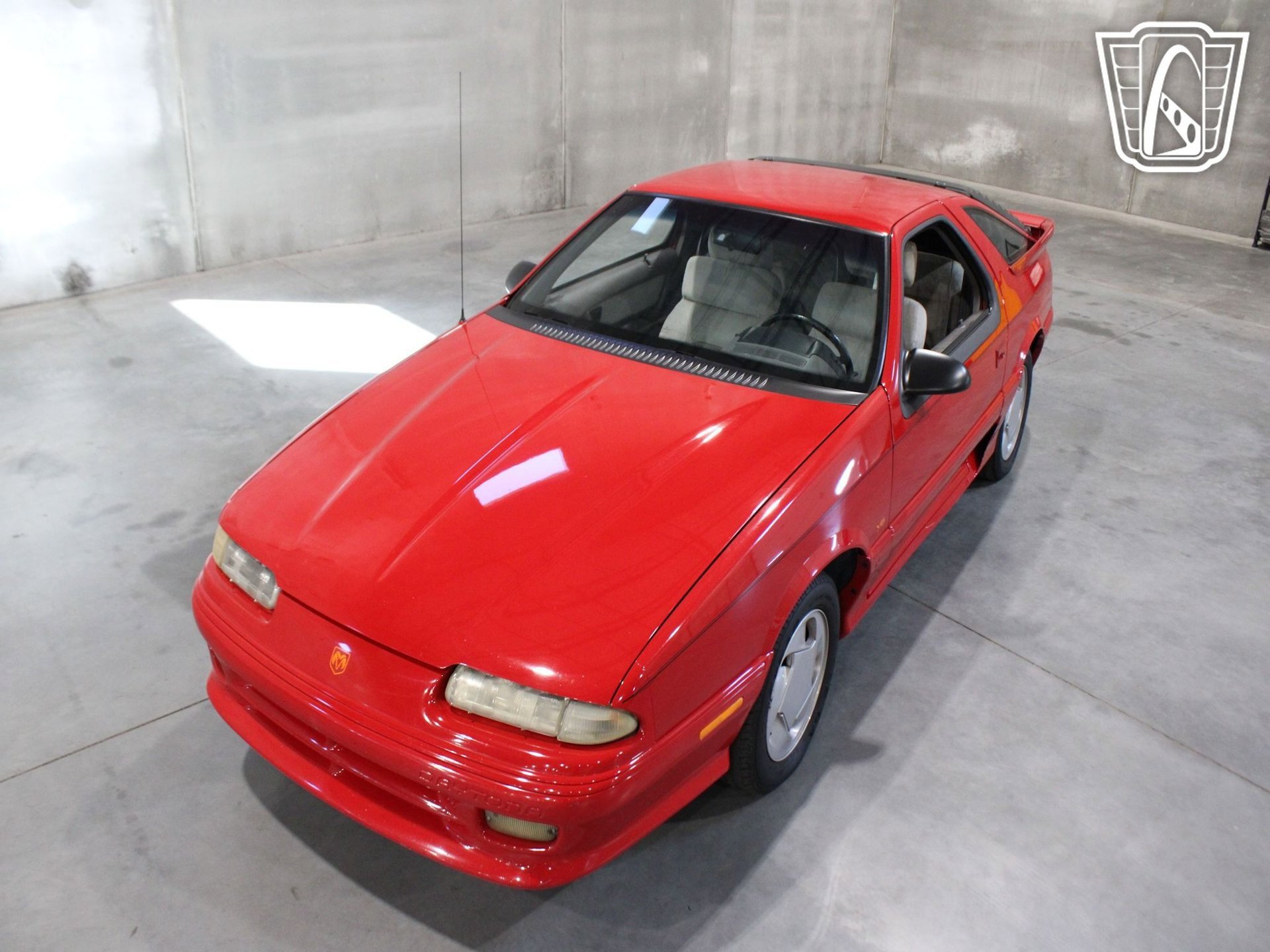 Used 1993 Dodge Daytona ES image 9