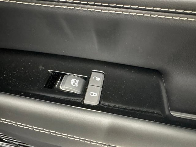 New 2026 Jeep Grand Wagoneer Summit AWD/4WD image 29