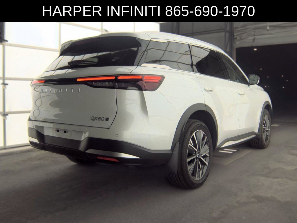 Used 2026 INFINITI QX60 Luxe w/ Cargo Package AWD/4WD image 3