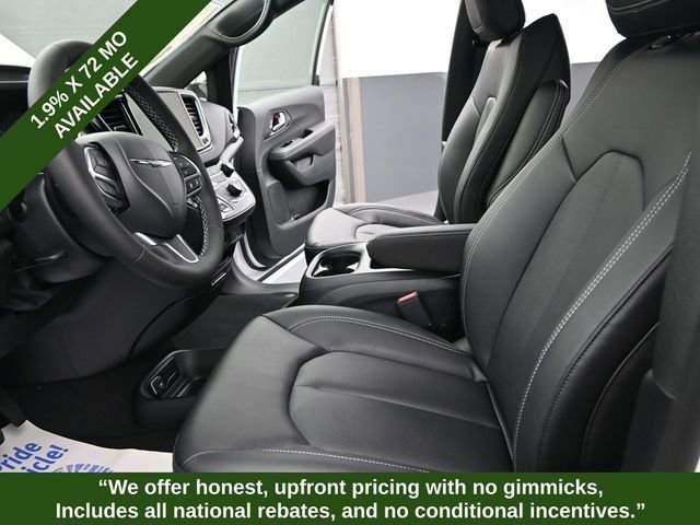 New 2026 Chrysler Voyager LX FWD image 10