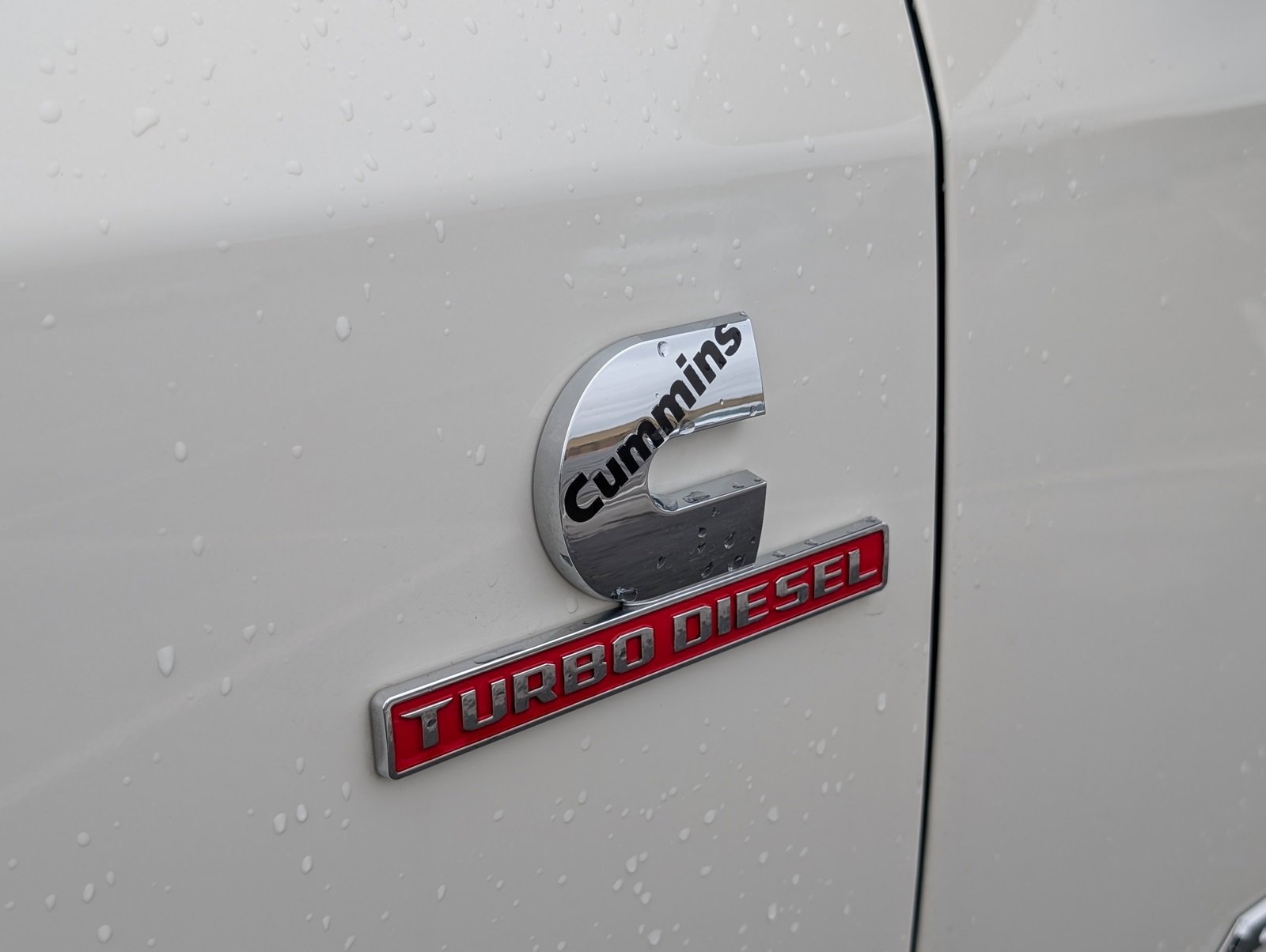 Used 2024 RAM 2500 Limited image 12