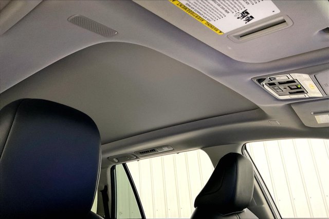Certified 2025 Toyota Grand Highlander AWD image 23