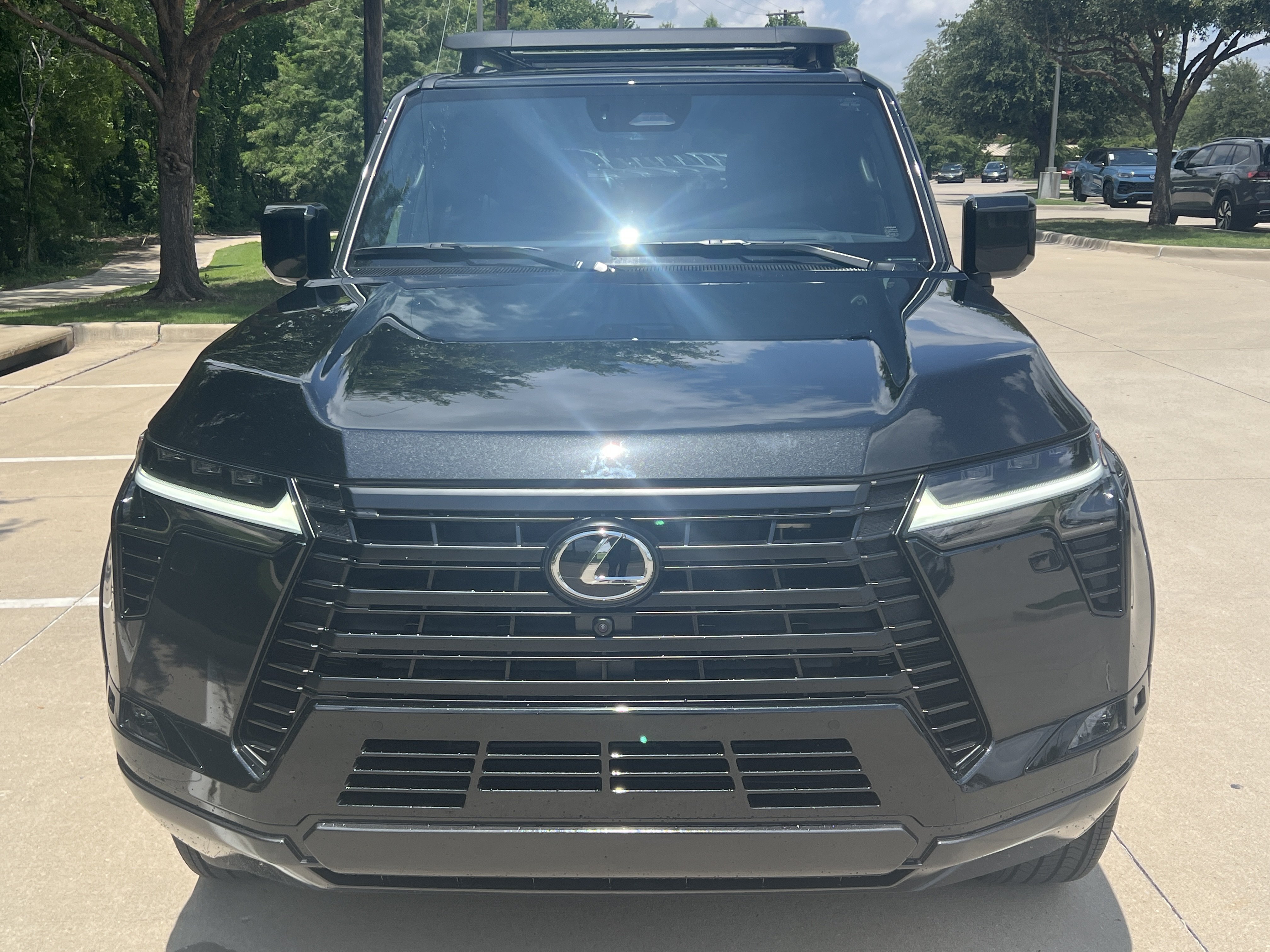 Used 2025 Lexus GX 550 w/ Accessory Package (31) AWD/4WD image 3