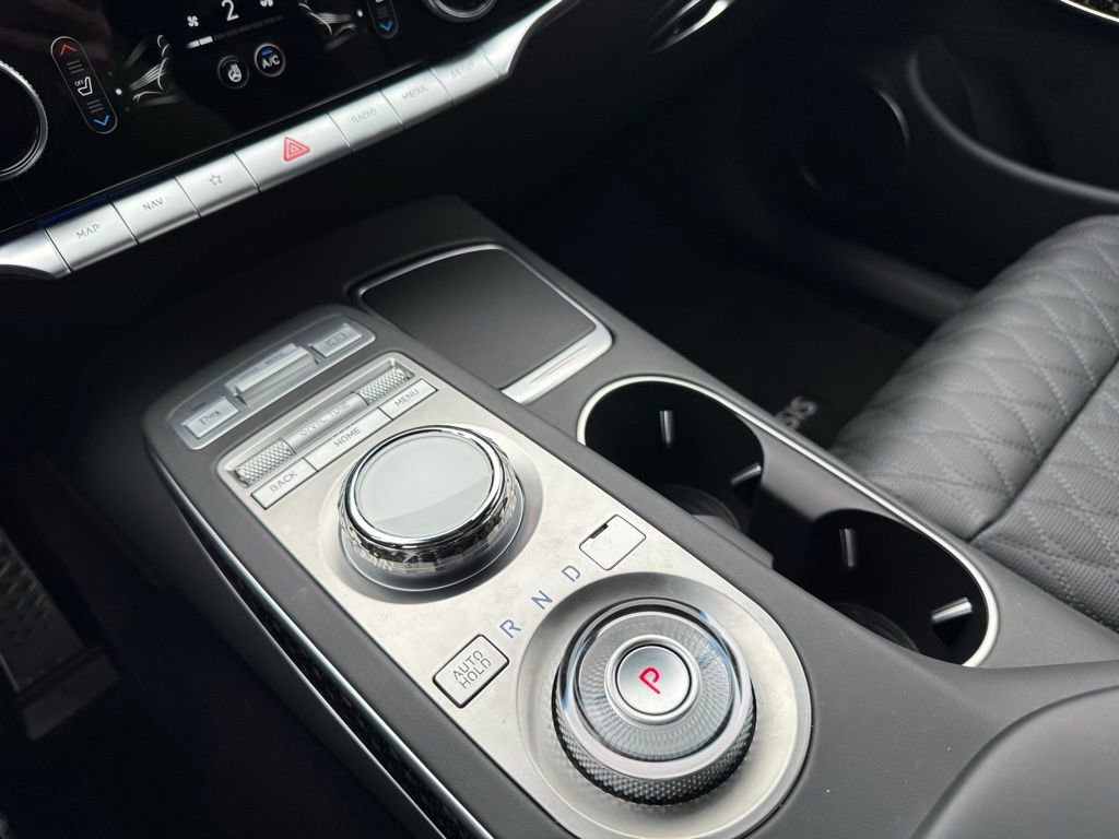 Certified 2025 Genesis GV70 3.5T Sport w/ Sport Prestige Package image 26