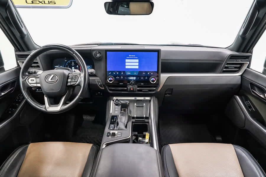 Used 2024 Lexus GX 550 AWD/4WD image 12