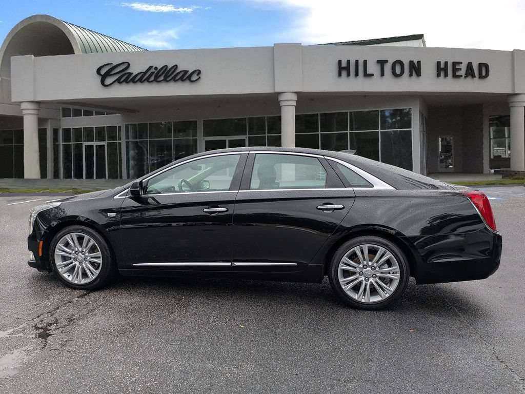 Used 2019 Cadillac XTS Luxury FWD image 3