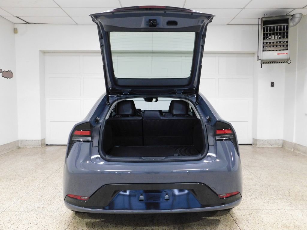 Used 2024 Toyota Prius XLE image 79