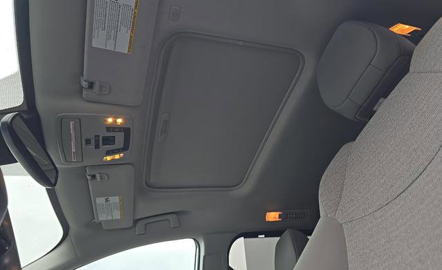 Used 2024 Toyota Sienna LE w/ LE Plus Package image 13
