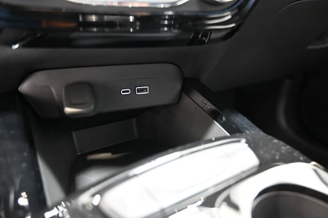 New 2026 Chevrolet Trax RS w/ Driver Confidence Package FWD image 19