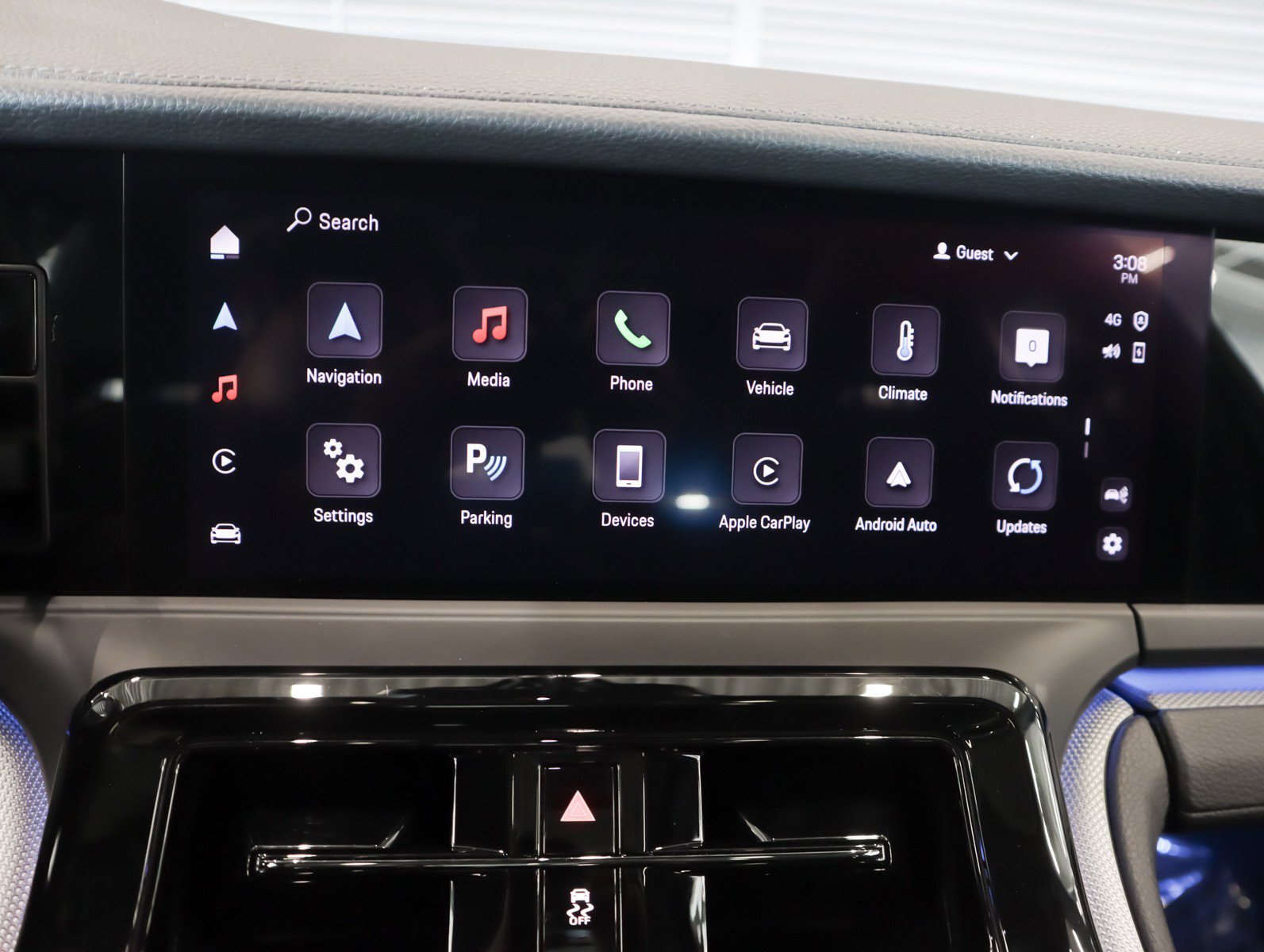 Certified 2025 Porsche Panamera image 23