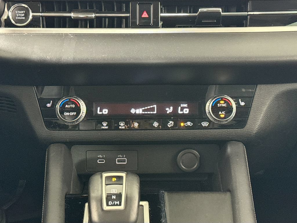 Used 2023 Mitsubishi Outlander SE AWD/4WD image 16