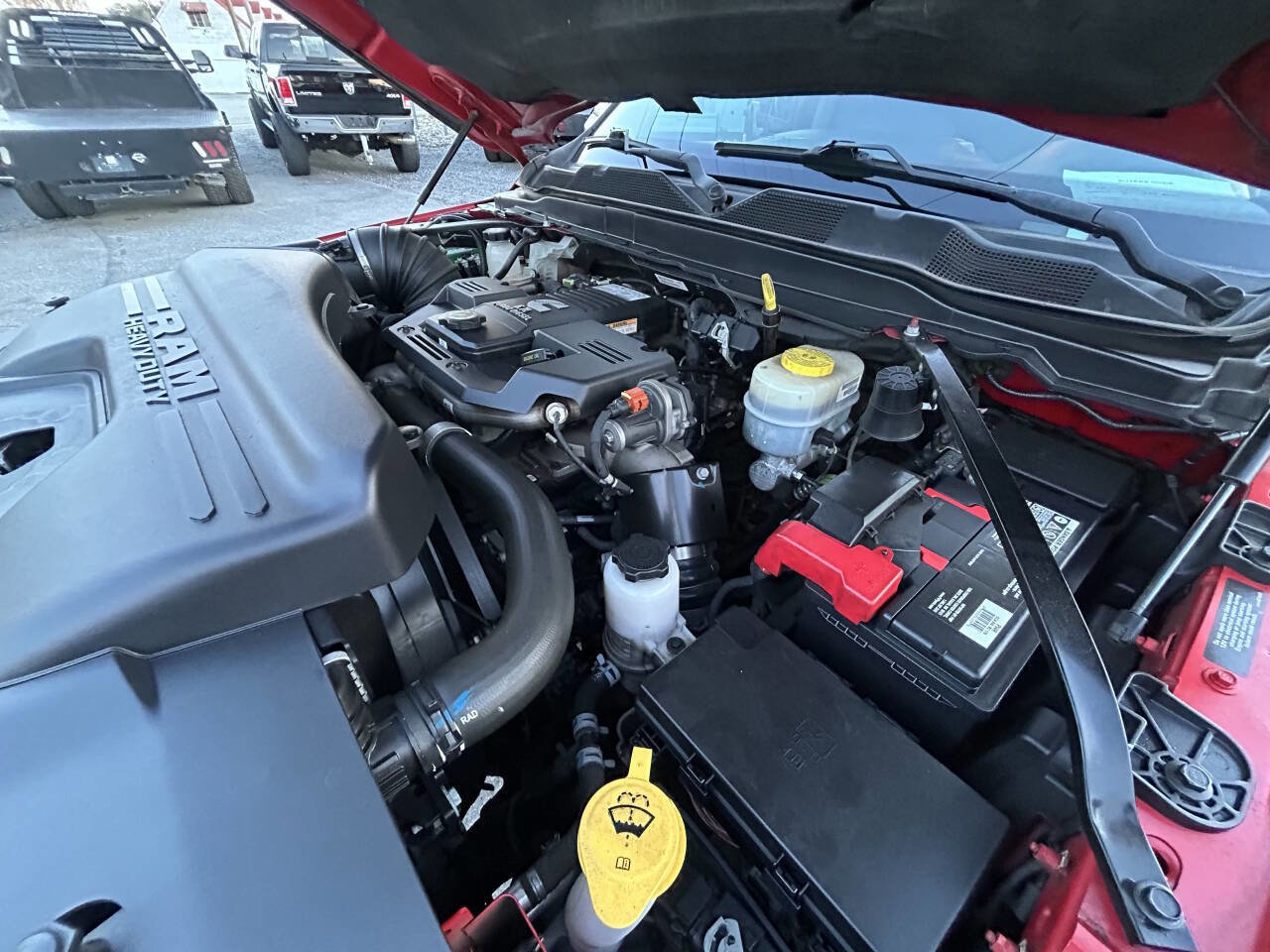 Used 2020 RAM 3500 Tradesman w/ Chrome Appearance Group image 25