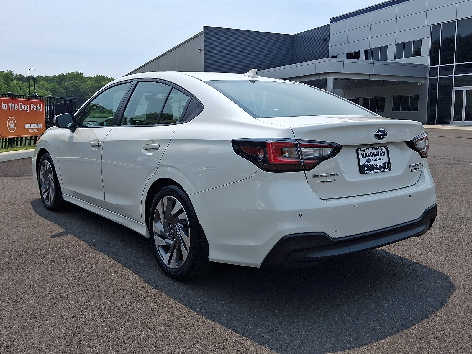 Used 2023 Subaru Legacy Limited AWD/4WD image 5