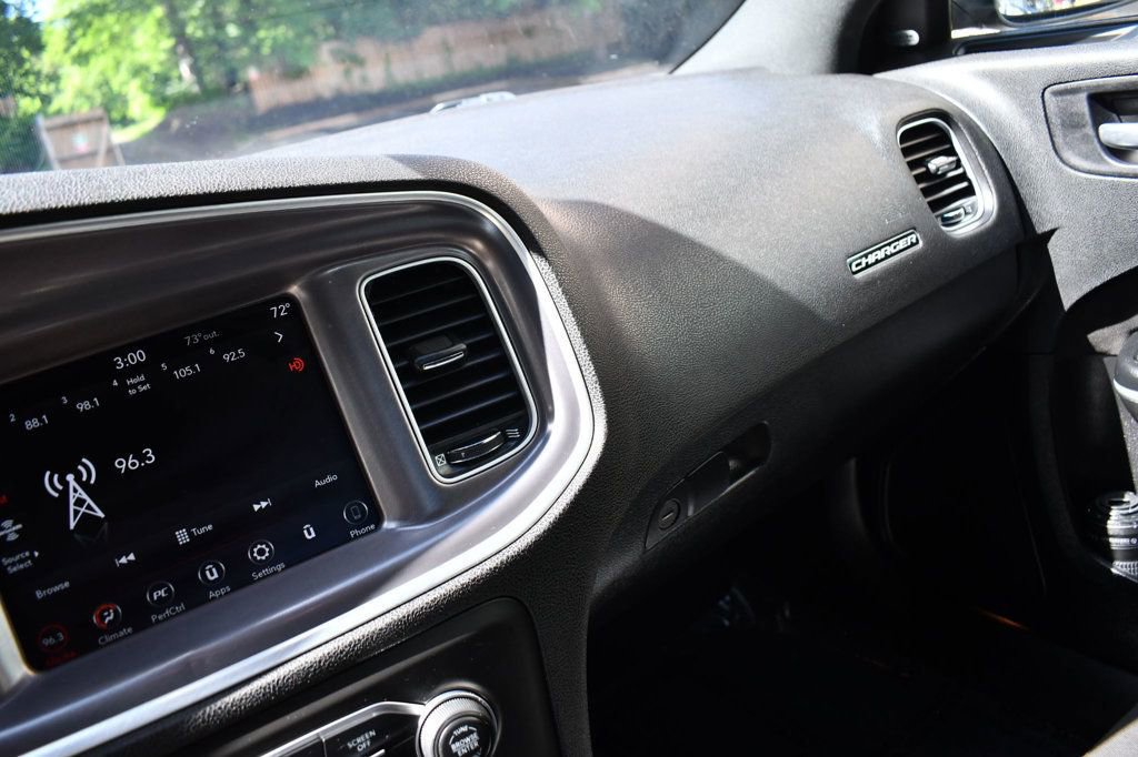 Used 2022 Dodge Charger GT image 17