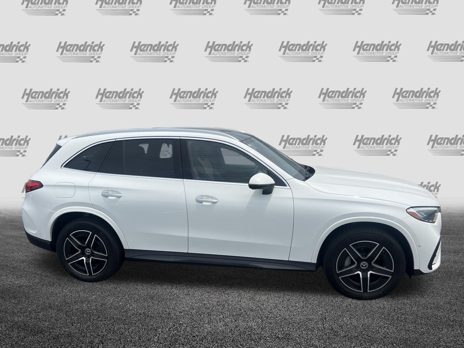 Certified 2025 Mercedes-Benz GLC 300 4MATIC image 11