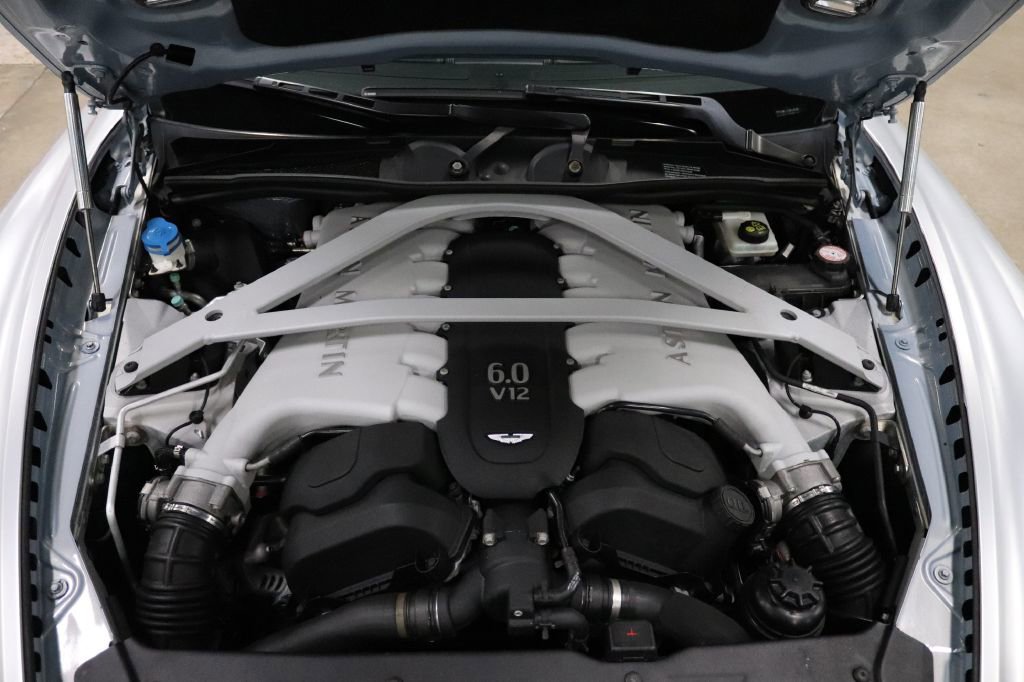 Used 2013 Aston Martin DB9 Volante image 26