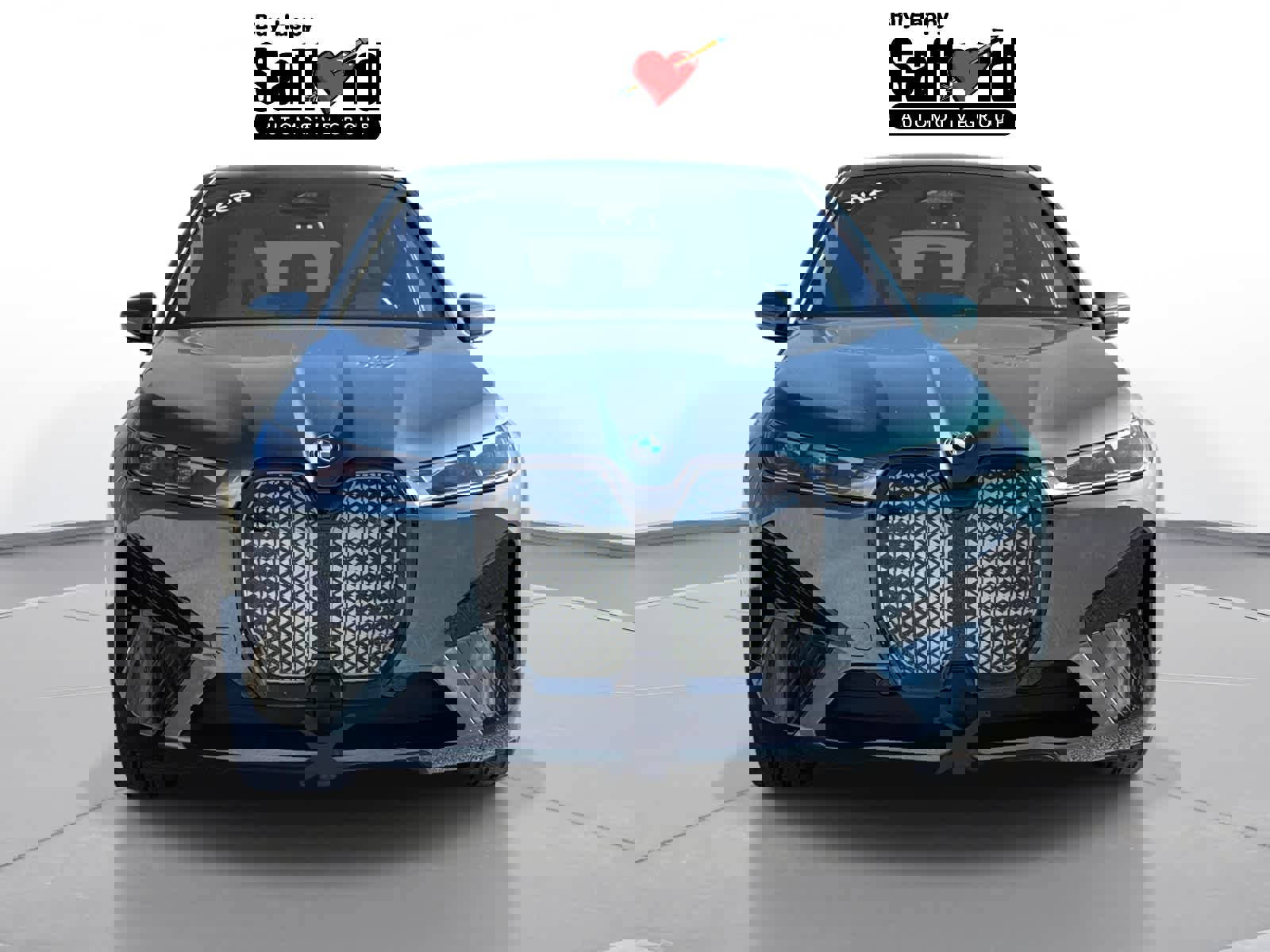 Used 2025 BMW iX xDrive50 w/ Premium Package image 8