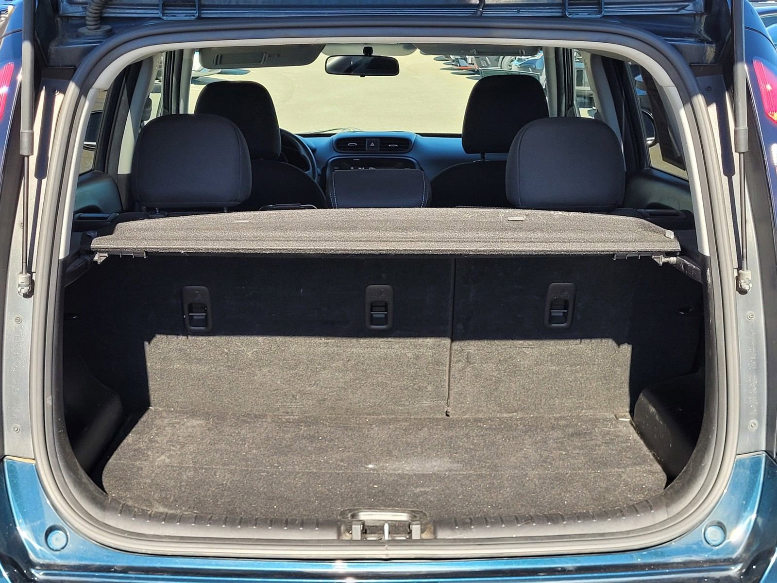 Used 2018 Kia Soul + FWD image 33