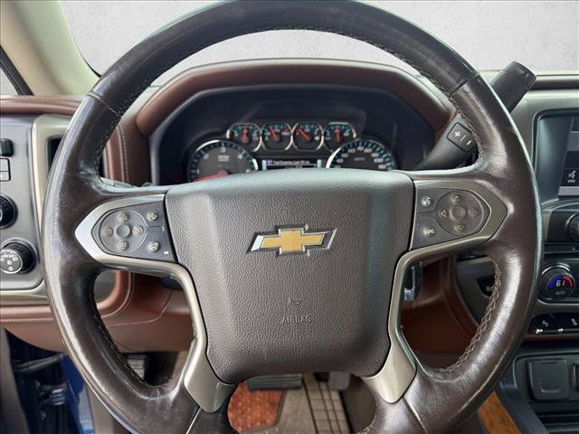 Used 2015 Chevrolet Silverado 1500 High Country w/ High Country Premium Package AWD/4WD image 10
