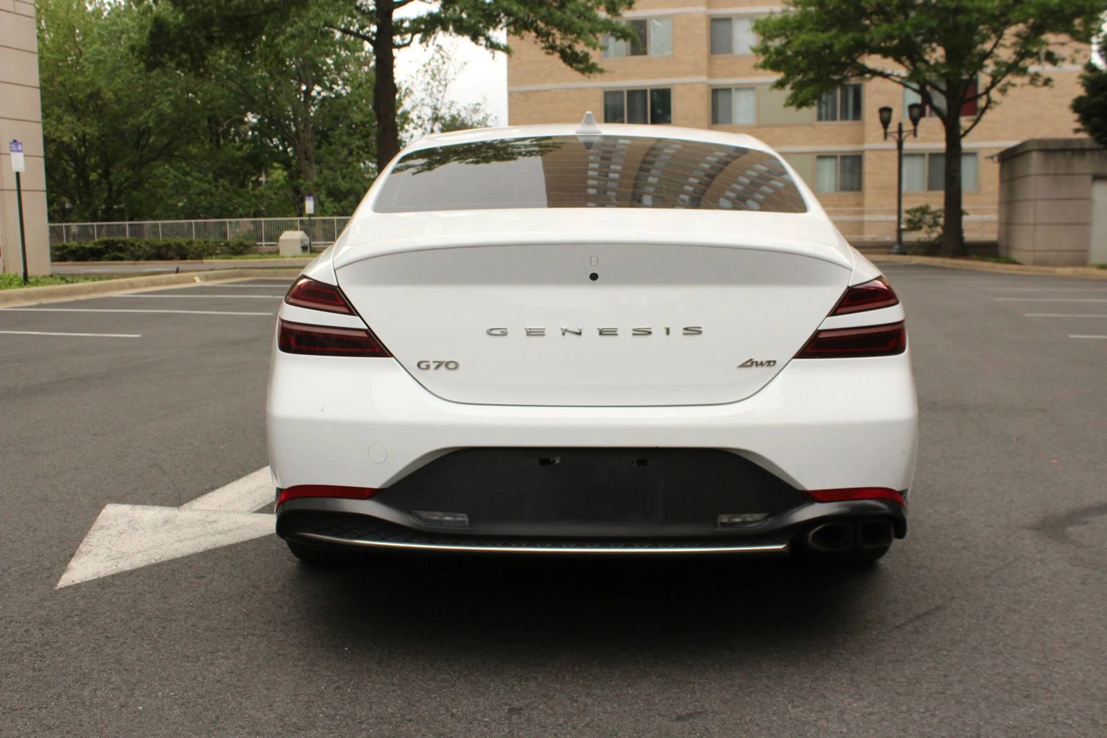 Used 2023 Genesis G70 2.0T AWD/4WD image 8