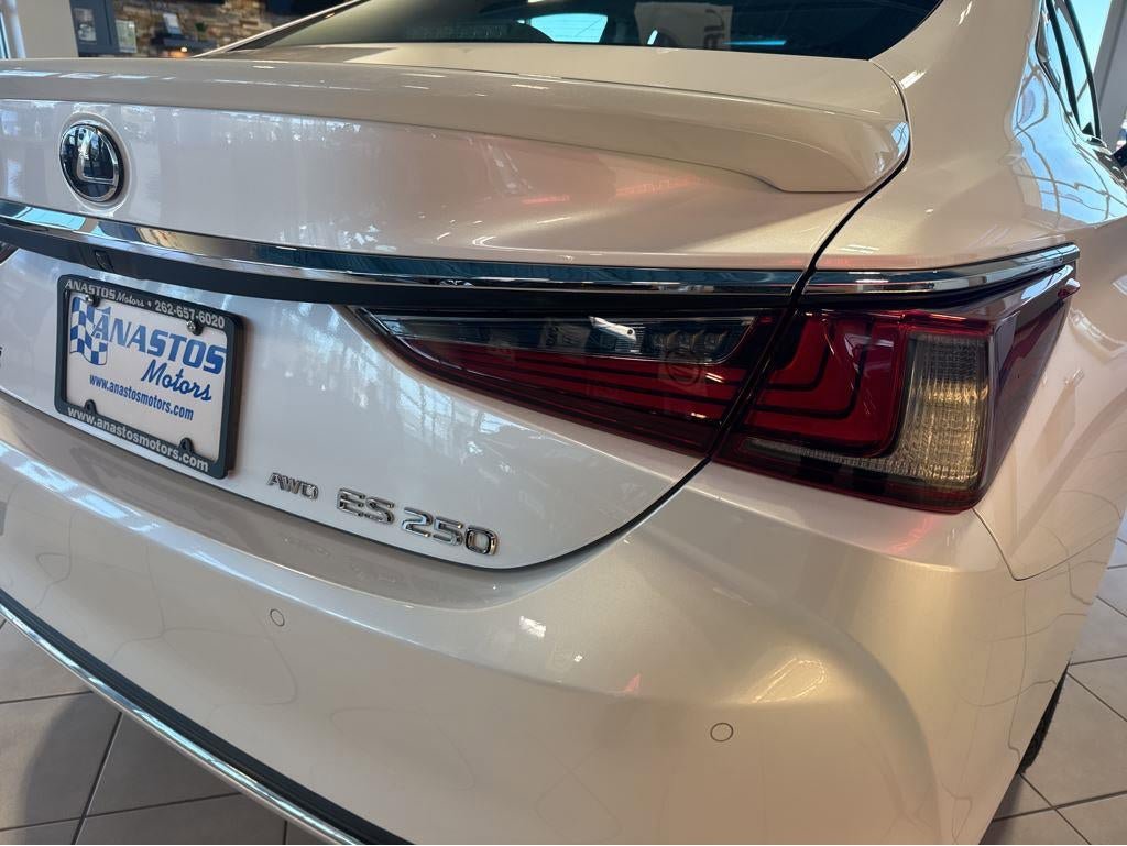 Used 2021 Lexus ES 250 w/ Premium Package AWD/4WD image 13