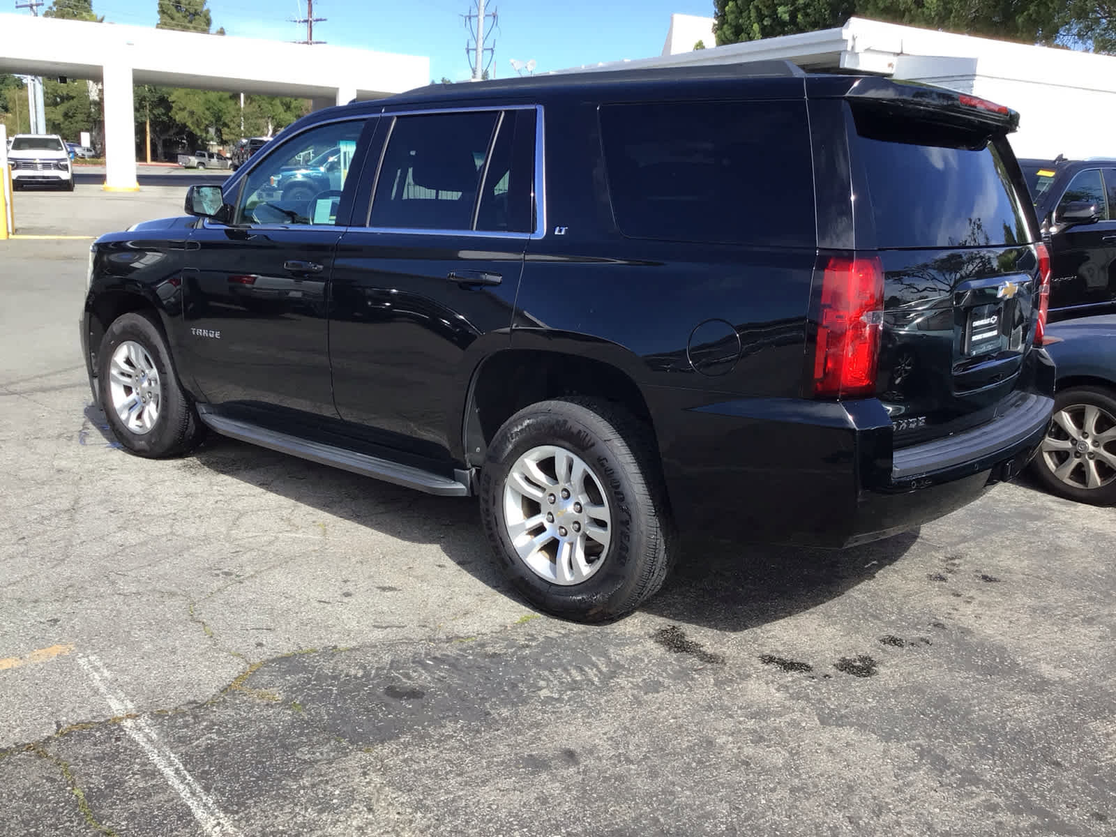 Used 2018 Chevrolet Tahoe LT w/ Max Trailering Package image 3