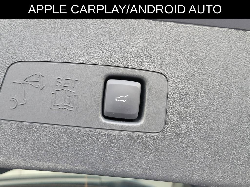 Used 2025 Lincoln Corsair AWD w/ Equipment Group 101A image 7