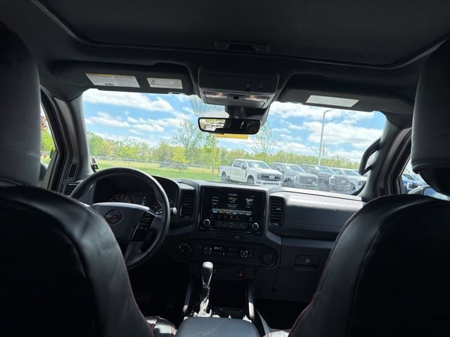 Used 2023 Nissan Frontier PRO-4X w/ Pro-4X Premium Package AWD/4WD image 19