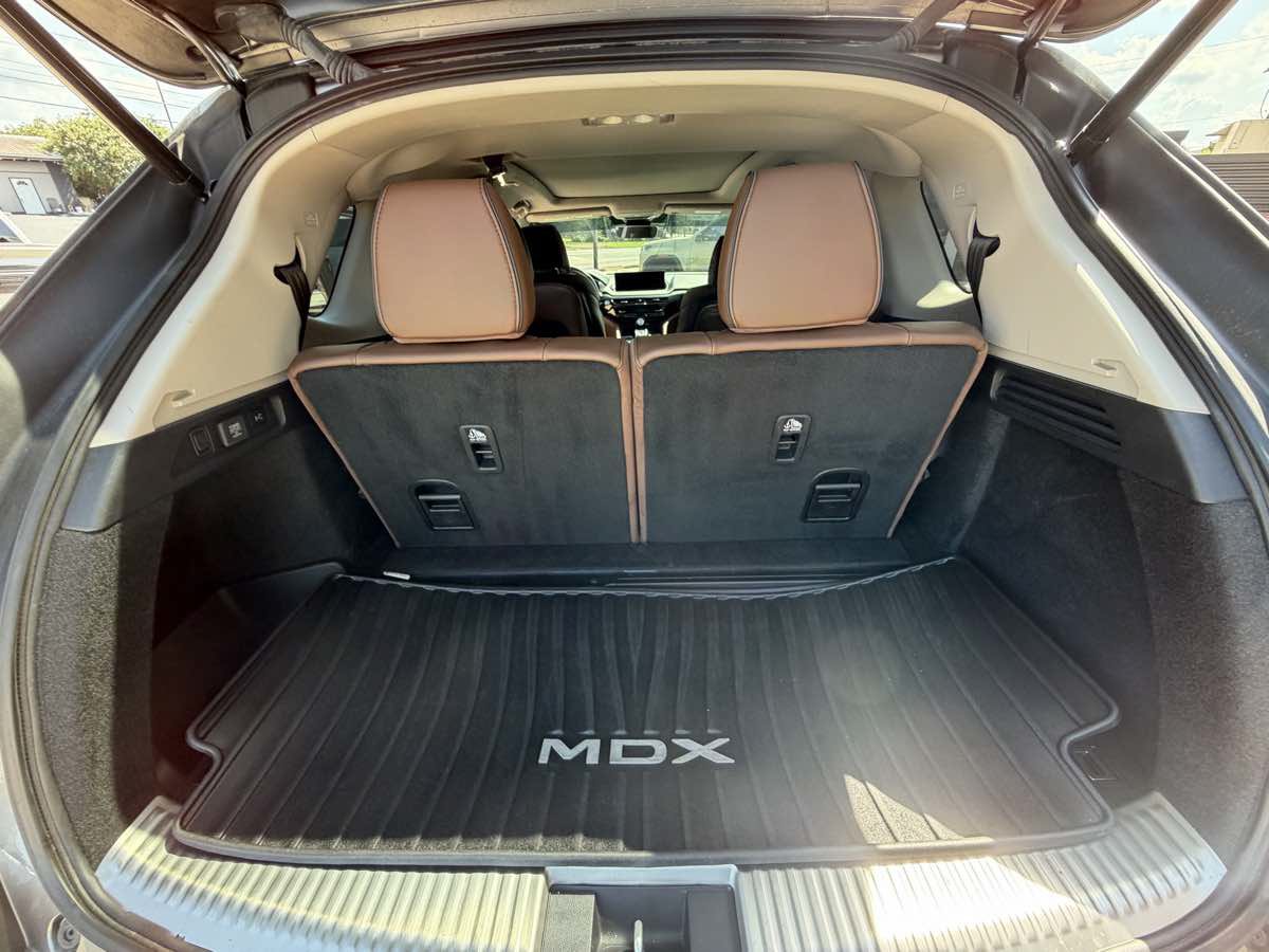 Used 2024 Acura MDX w/ Advance Package AWD/4WD image 12