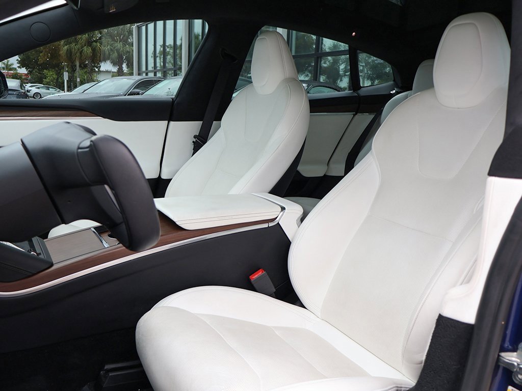 Used 2022 Tesla Model S image 30
