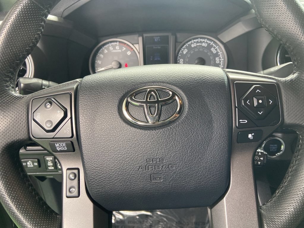 Used 2017 Toyota Tacoma TRD Off-Road w/ Tow Package (A/T) AWD/4WD image 19