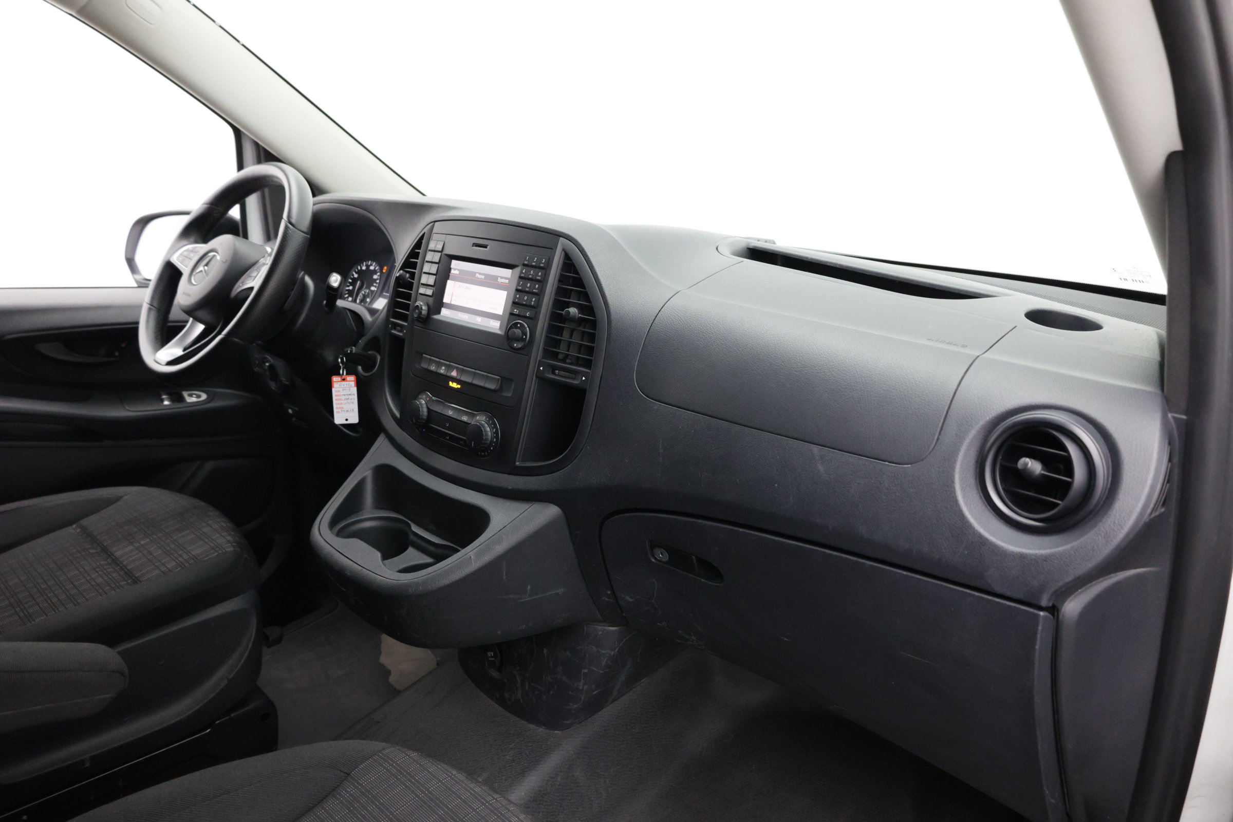 Used 2018 Mercedes-Benz Metris image 26