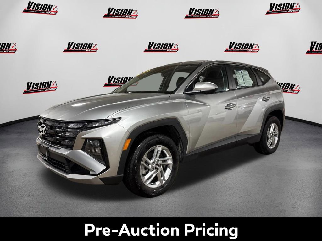 Used 2025 Hyundai Tucson SE