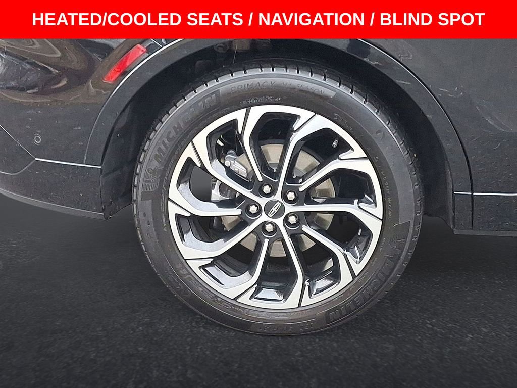 Used 2024 Lincoln Nautilus Reserve w/ Equipment Group 202A image 27