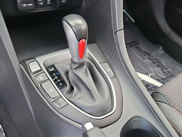 Used 2019 Hyundai Veloster Turbo FWD image 12