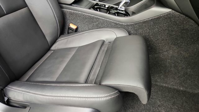 Certified 2026 Volvo XC40 B5 Plus w/ Climate Package AWD/4WD image 34