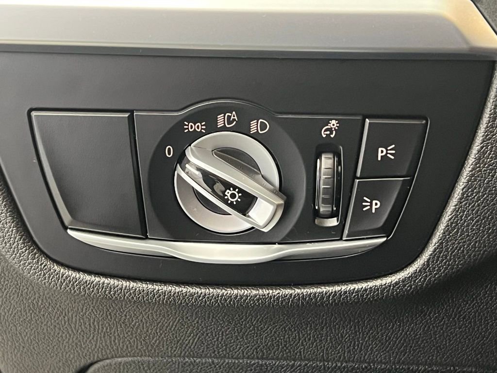 Certified 2024 BMW X4 M40i w/ Premium Package image 20