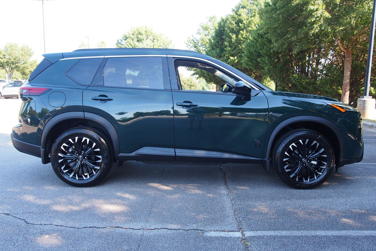 New 2026 Nissan Rogue Dark Armor FWD image 8