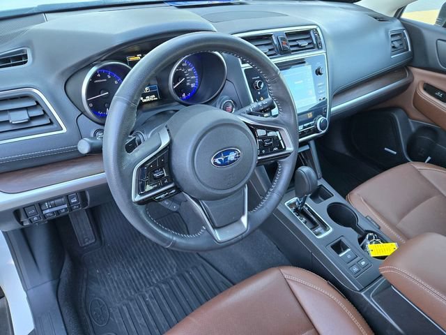 Used 2018 Subaru Outback 3.6R Touring w/ Popular Package #3 AWD/4WD image 12