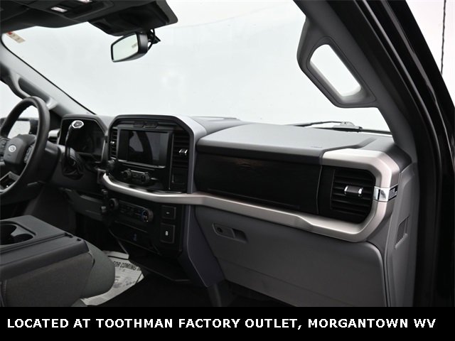 Used 2023 Ford F150 XLT w/ Trailer Tow Package image 8