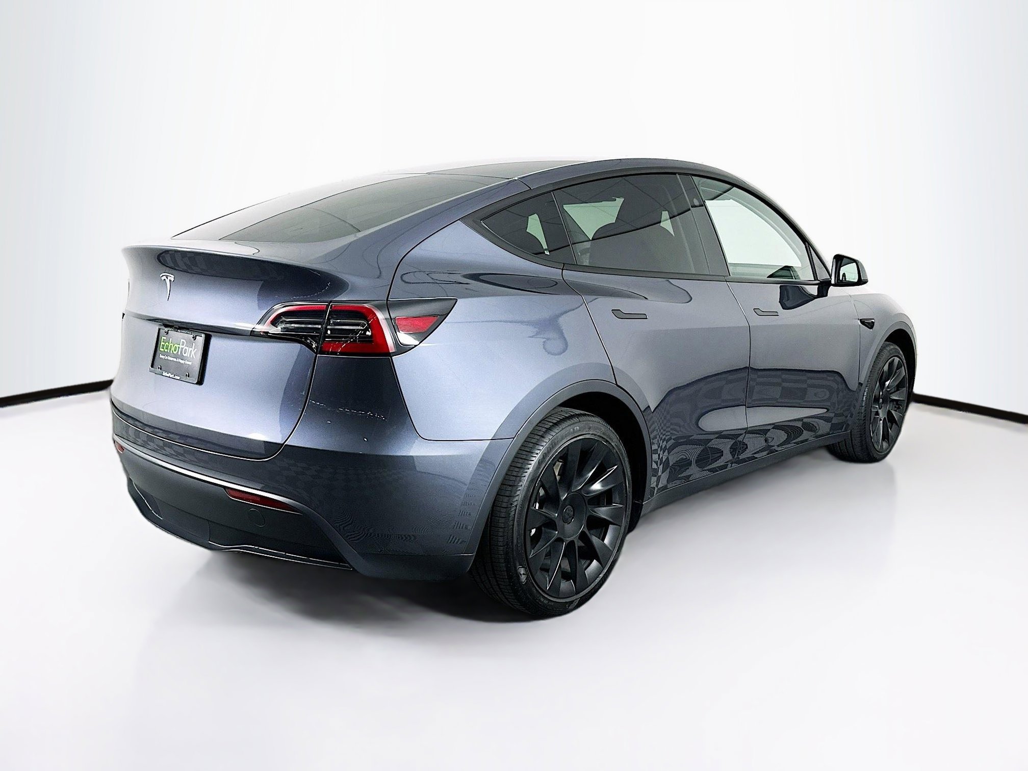 Used 2023 Tesla Model Y 2WD image 9