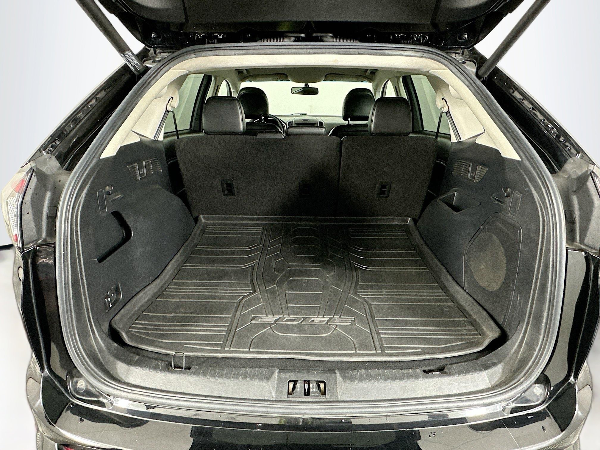 Used 2016 Ford Edge Sport w/ Technology Package image 26