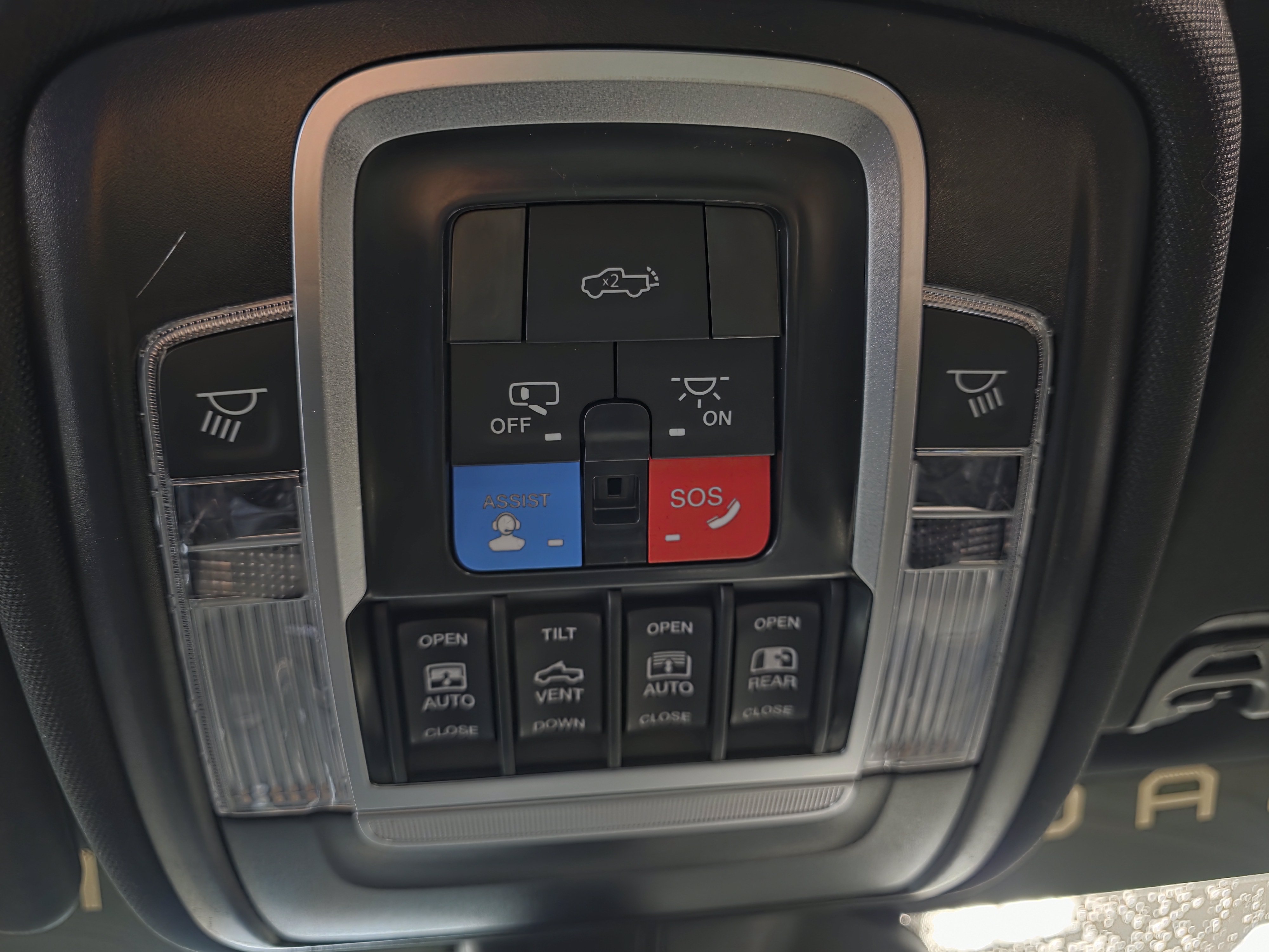 New 2026 RAM 1500 Laramie w/ Night Edition AWD/4WD image 14