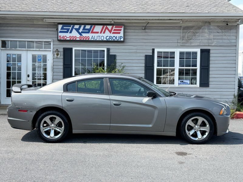 Used 2012 Dodge Charger SXT Plus