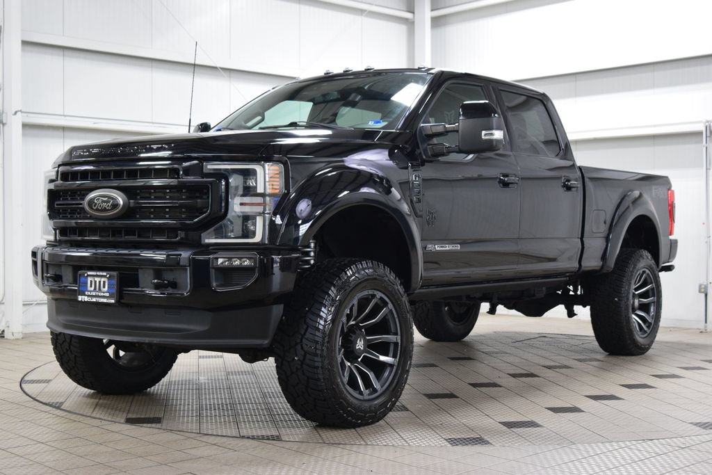 Used 2022 Ford F250 Lariat w/ Black Appearance Package AWD/4WD image 3