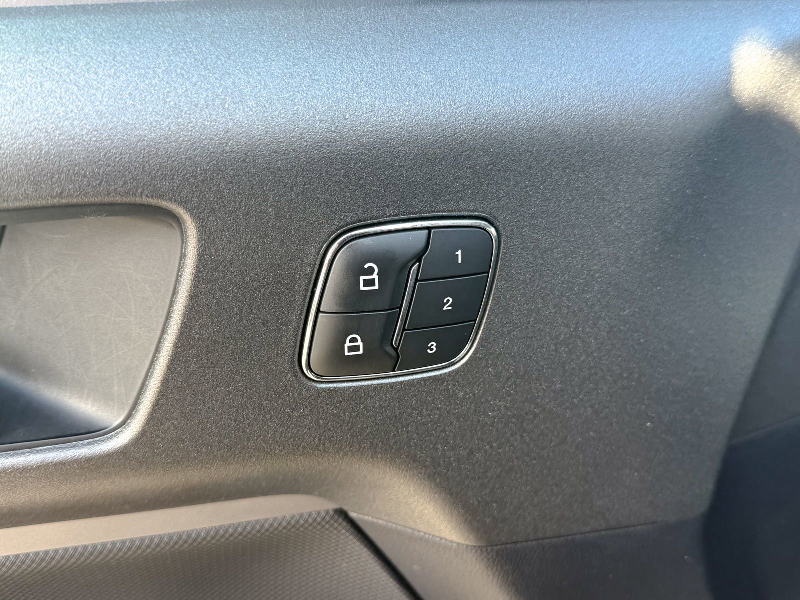 Used 2025 Ford Bronco Sport Badlands image 18