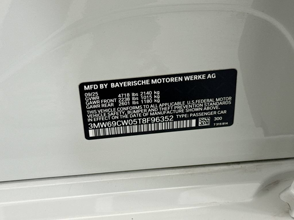 Used 2026 BMW 330i Sedan w/ M Sport Package RWD image 34