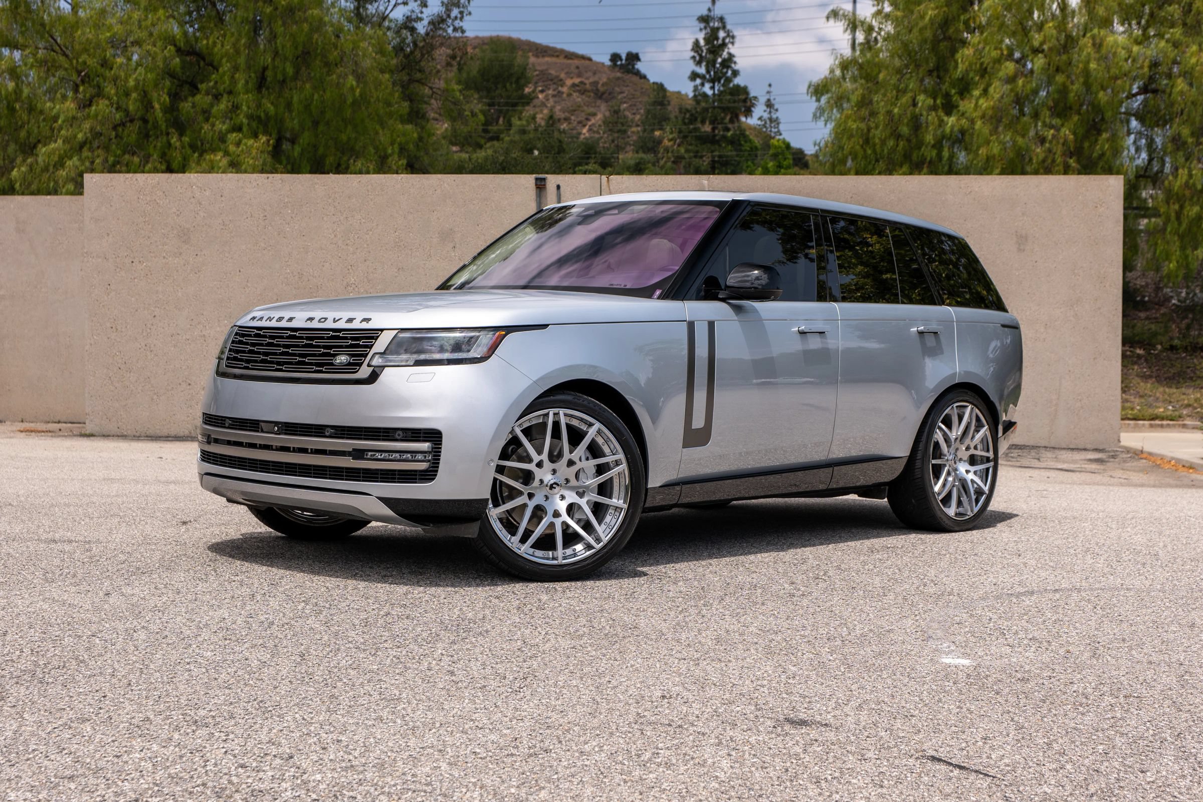 Used 2023 Land Rover Range Rover SE AWD/4WD image 9