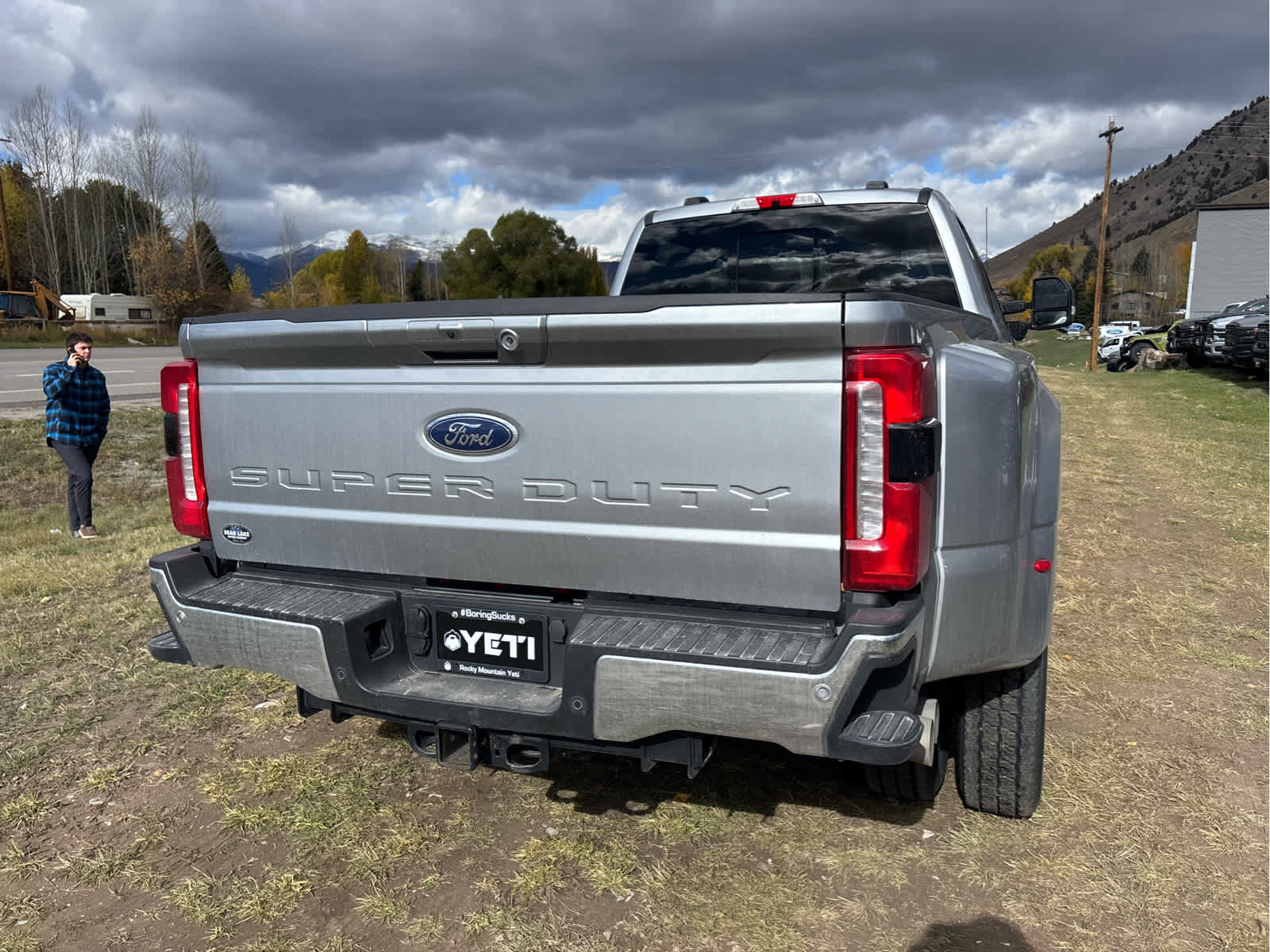 Used 2024 Ford F450 Lariat w/ Camper Package image 10